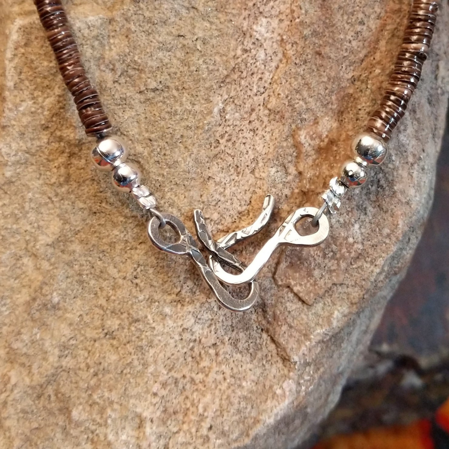 Close-up of the hook clasps.