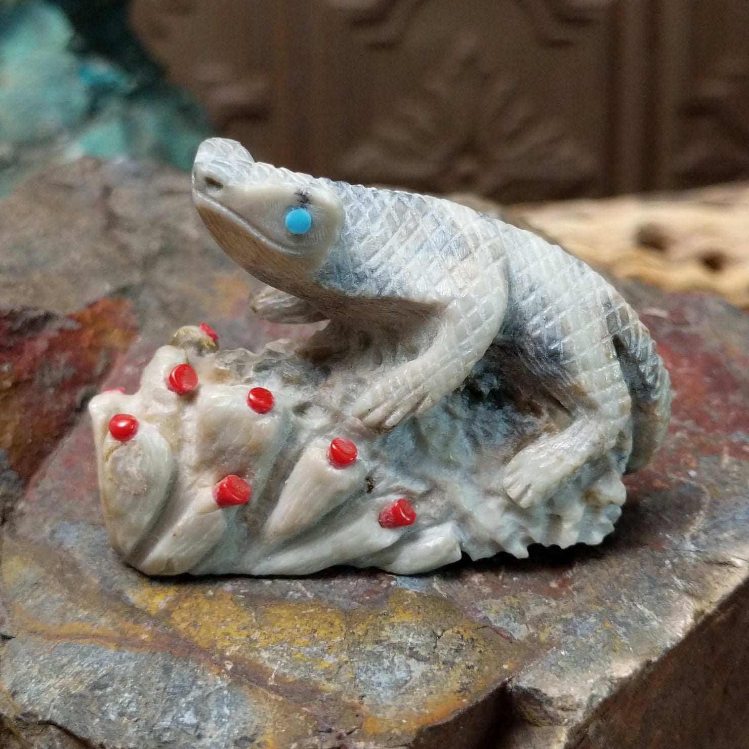 Lizard & Prickly Pear Zuni Fetish Carving by Alvin Haloo SWT-FSH