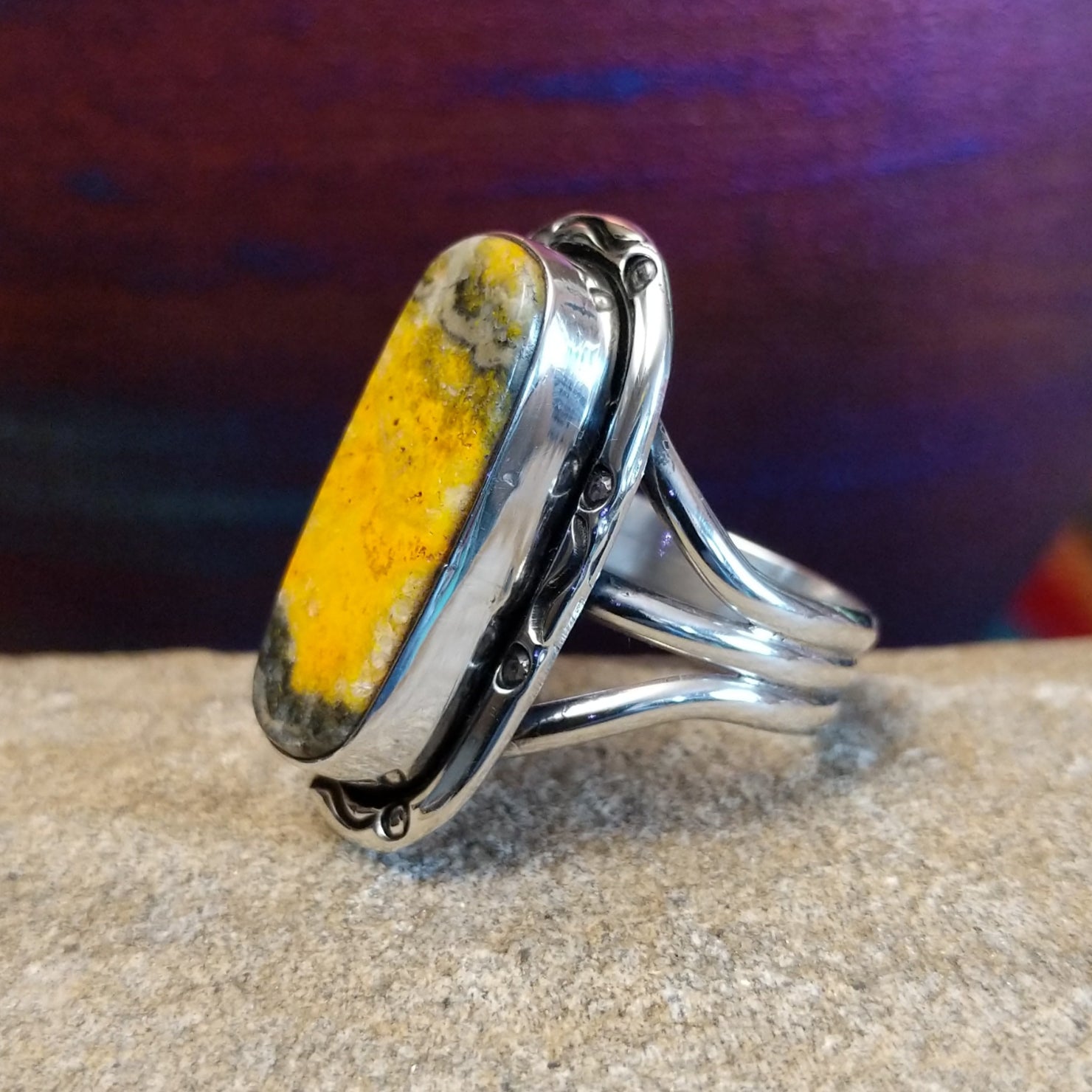 Bumblebee Jasper Ovaloid Ring by Terry Wood GJ-RNG-0107 Size 9.5