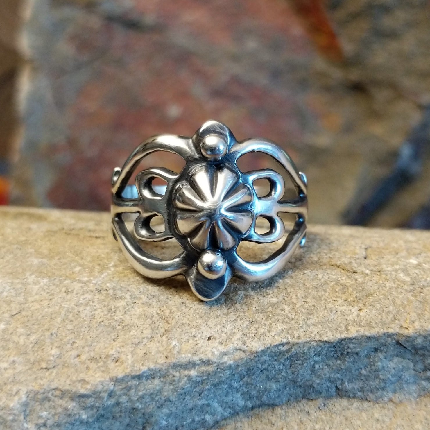 Sterling silver ring by Navajo artist Raymond Coriz, crafted in solid sterling silver. Size 13