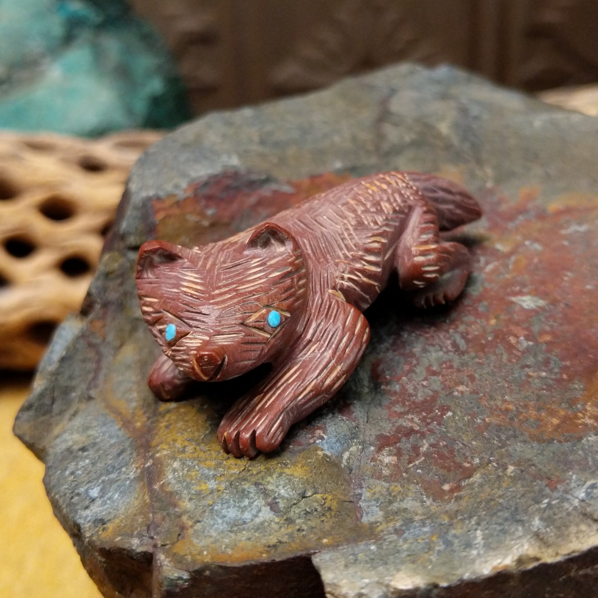 Badger Zuni Fetish Carving by Karen Zunie SWT-FSH-0050 – Arlene's