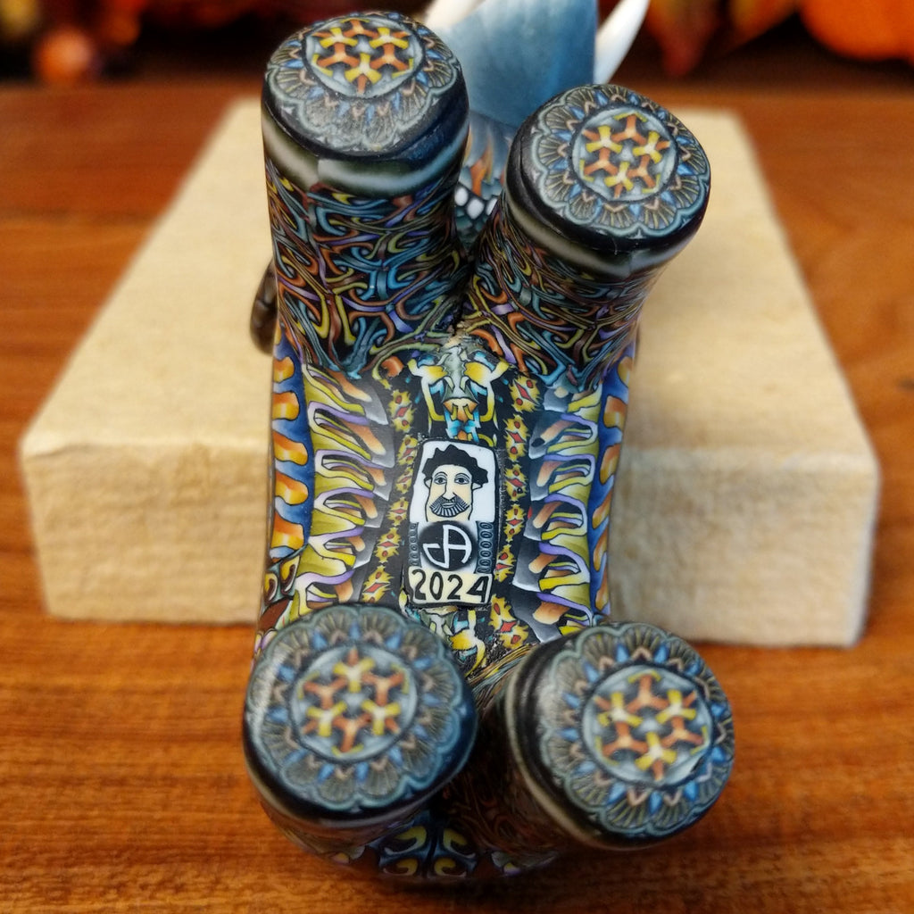 The underside of the piece showcases the year it was made.