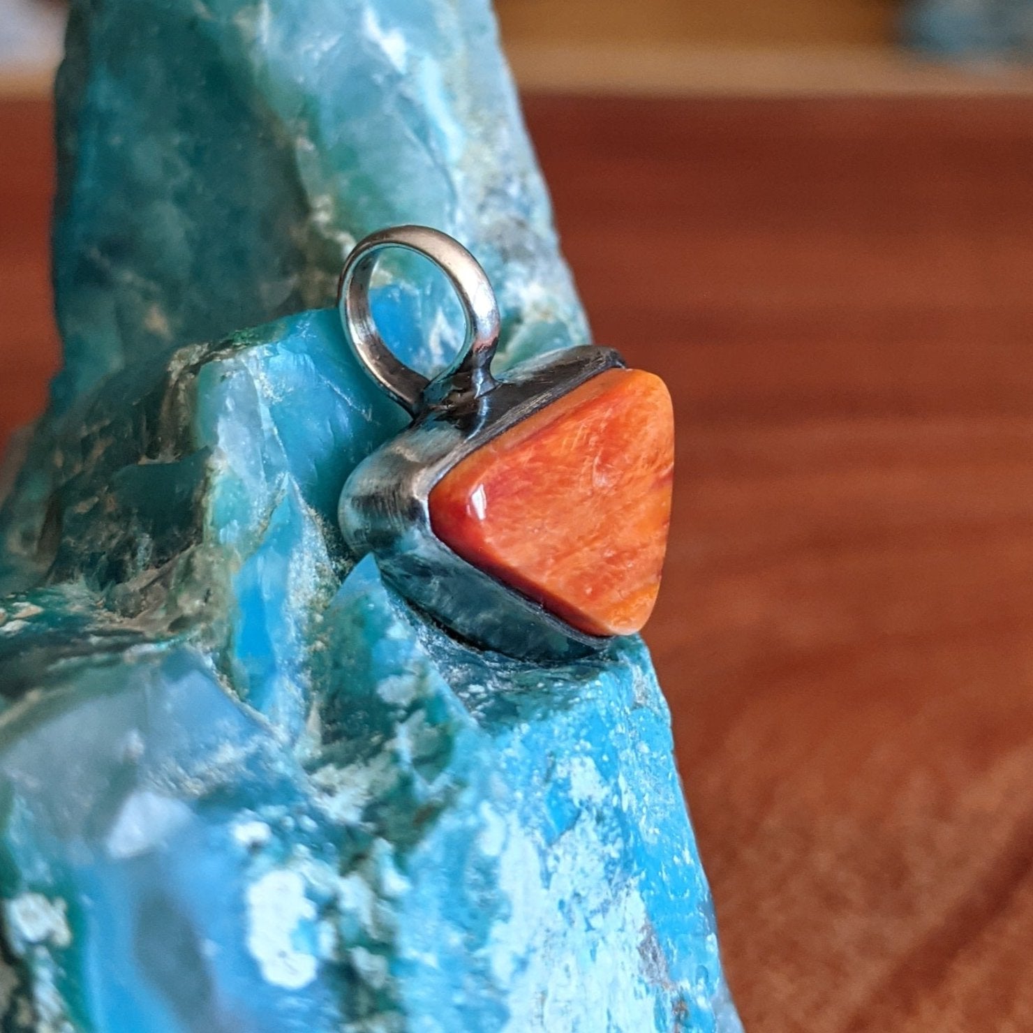 Navajo Made Orange Spiny Oyster Shell GJ-PND-0053