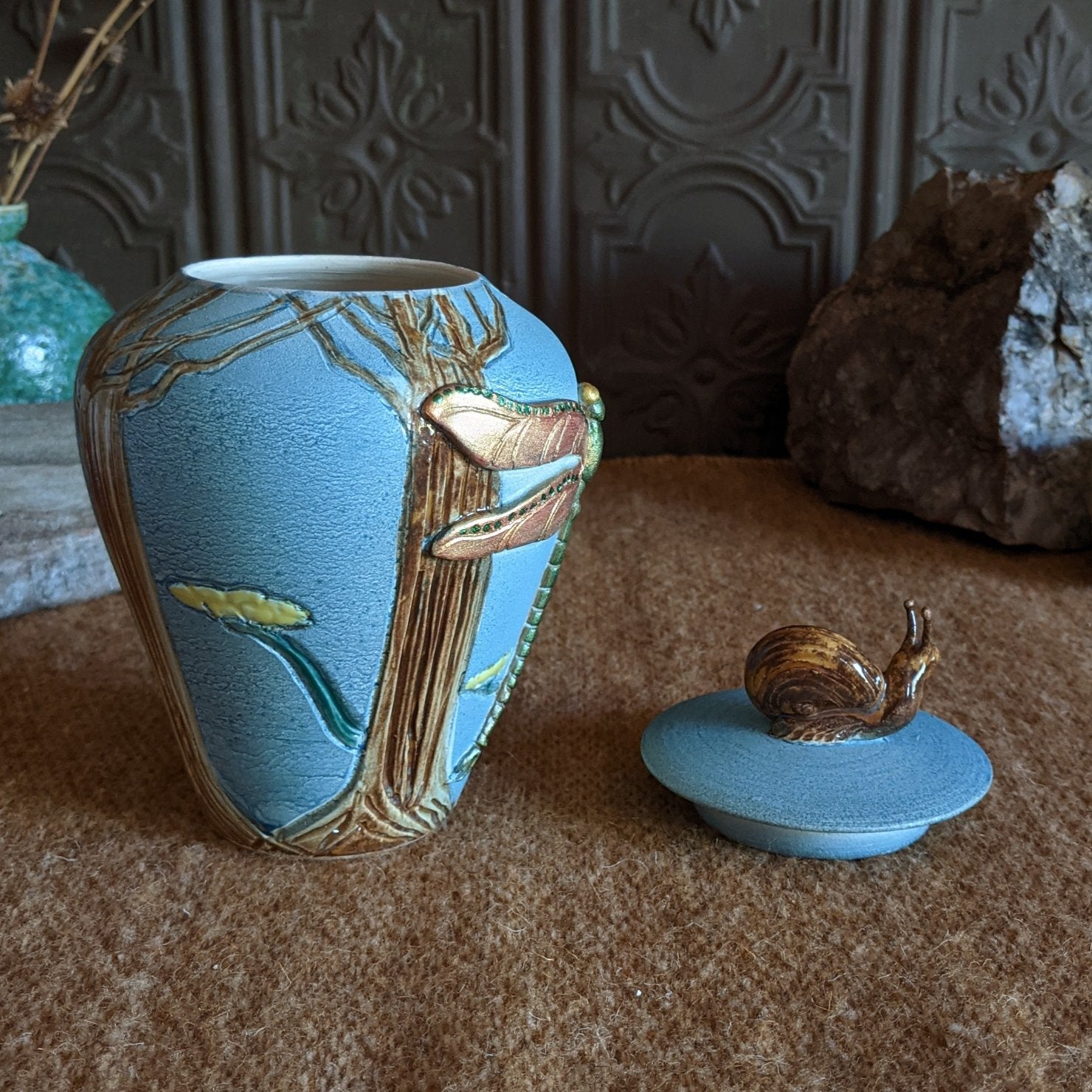 Dragonfly Snail Jar by Bonnie Belt GF-0201