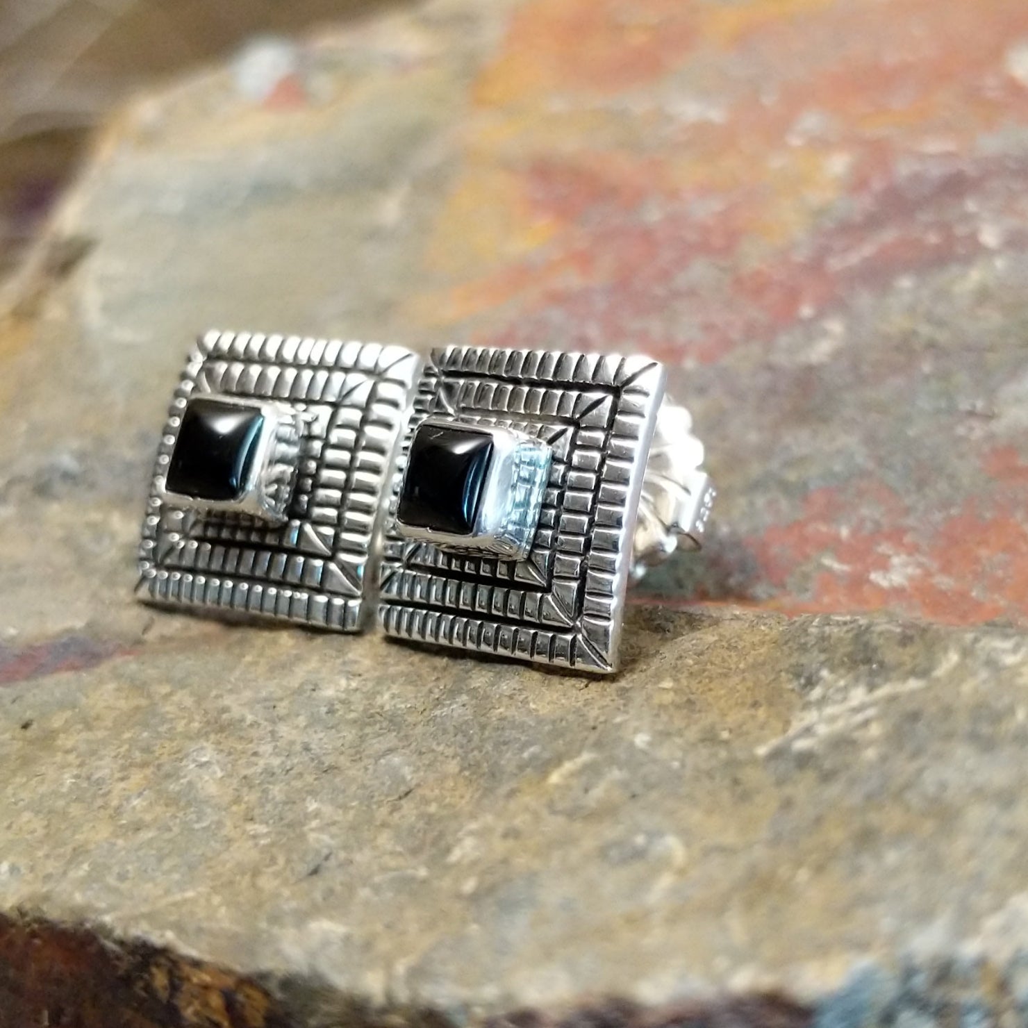 Black Onyx Earrings by Elgin Tom GJ-ERN-0090