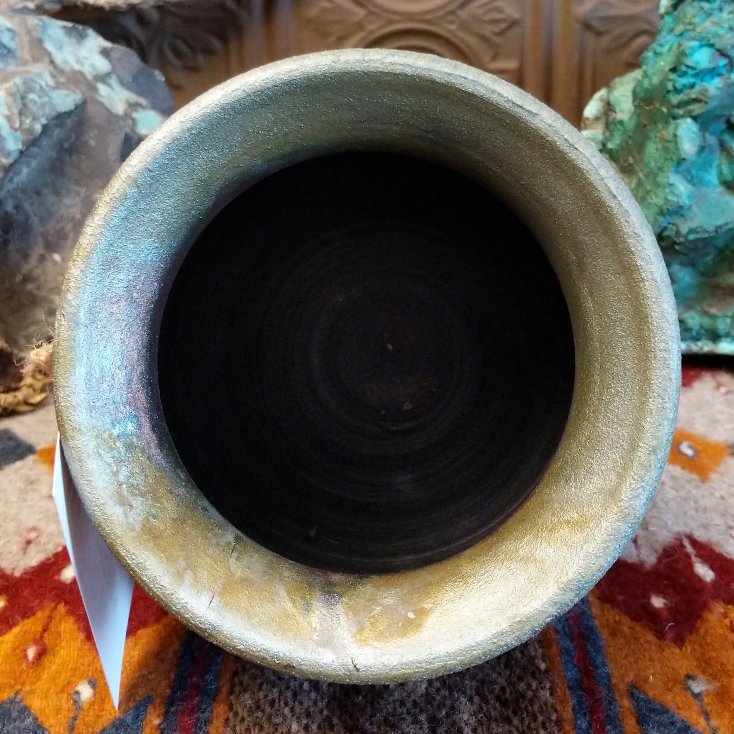 Close-up of the interior of the pot.