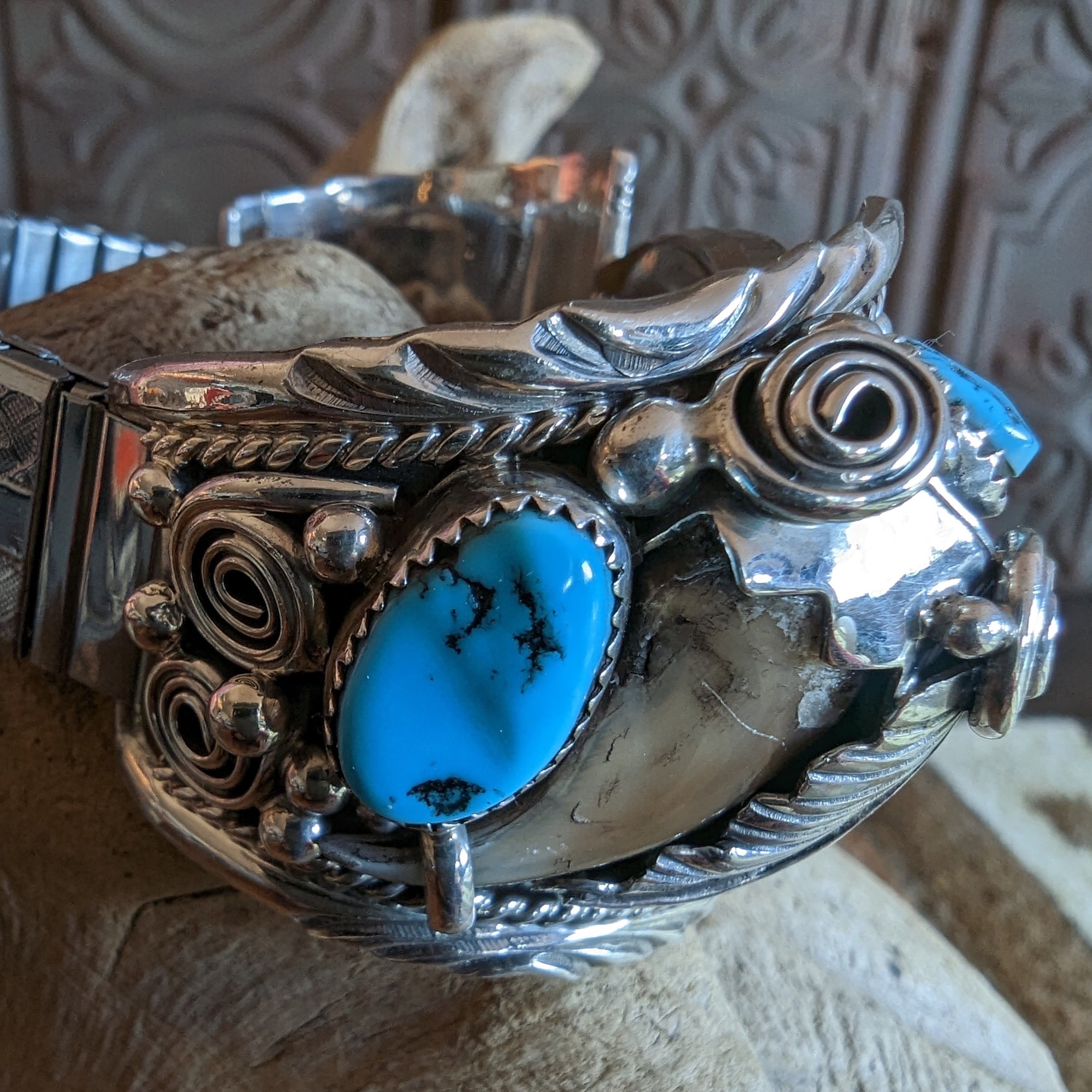 Native American Kingman Turquoise Silver Cuff Bracelet | Yellowstone S -  Objects of Beauty