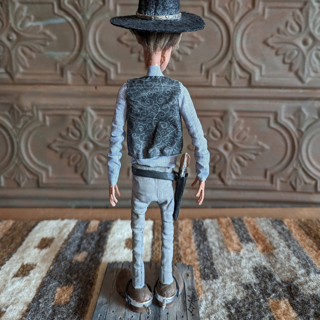 Li'l Pokes Sheriff Figurine by Lenny Axford Back View