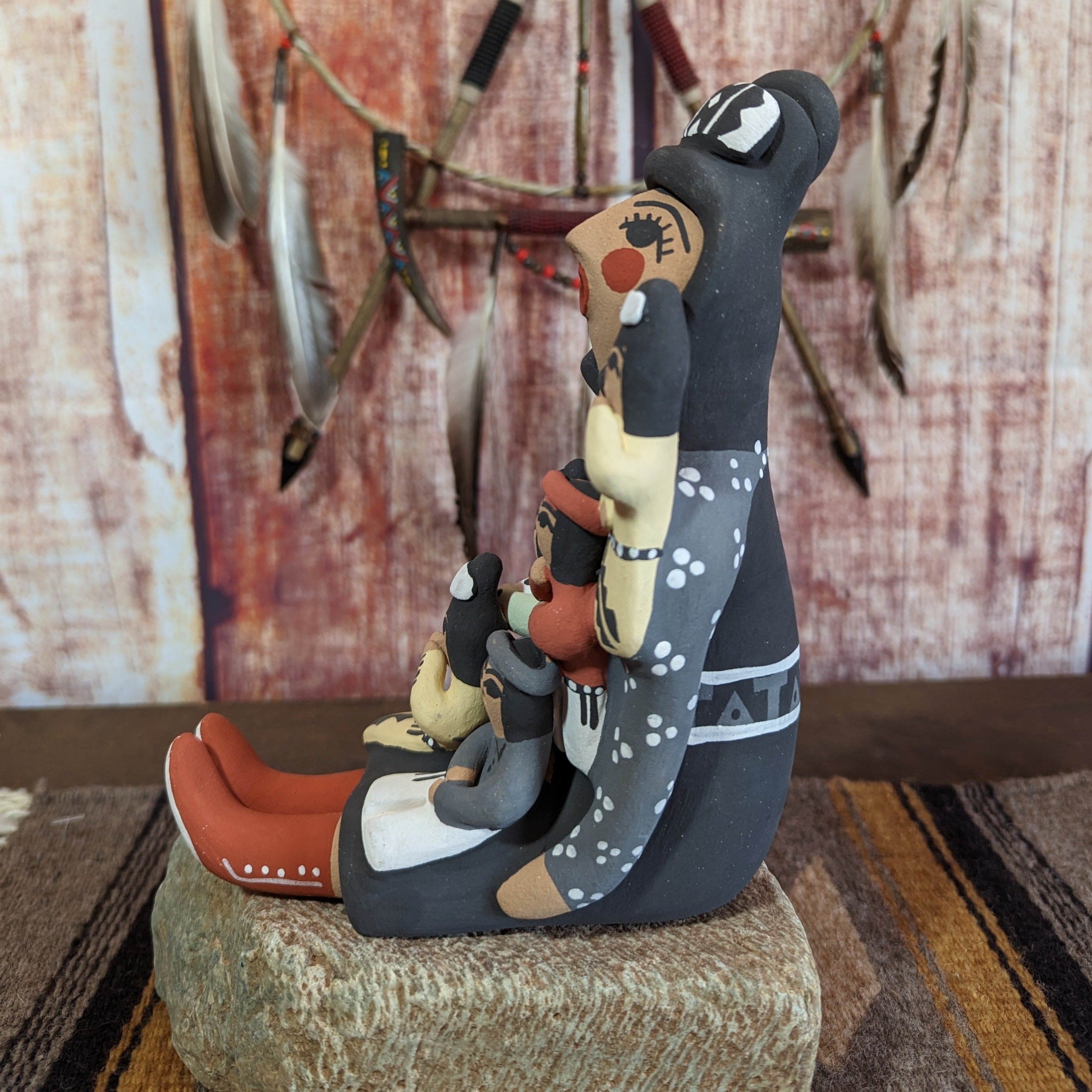 Woman and 5 Children Storyteller by Cheryl Fragua Side View